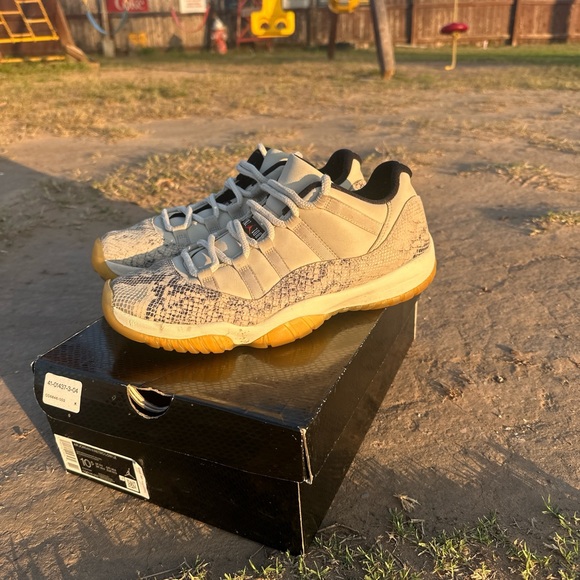 Jordan Other - Nike Air Jordan 11 Low Snakeskin Sneakers
